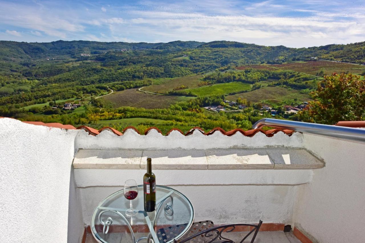 Villa Fragola Motovun Buitenkant foto