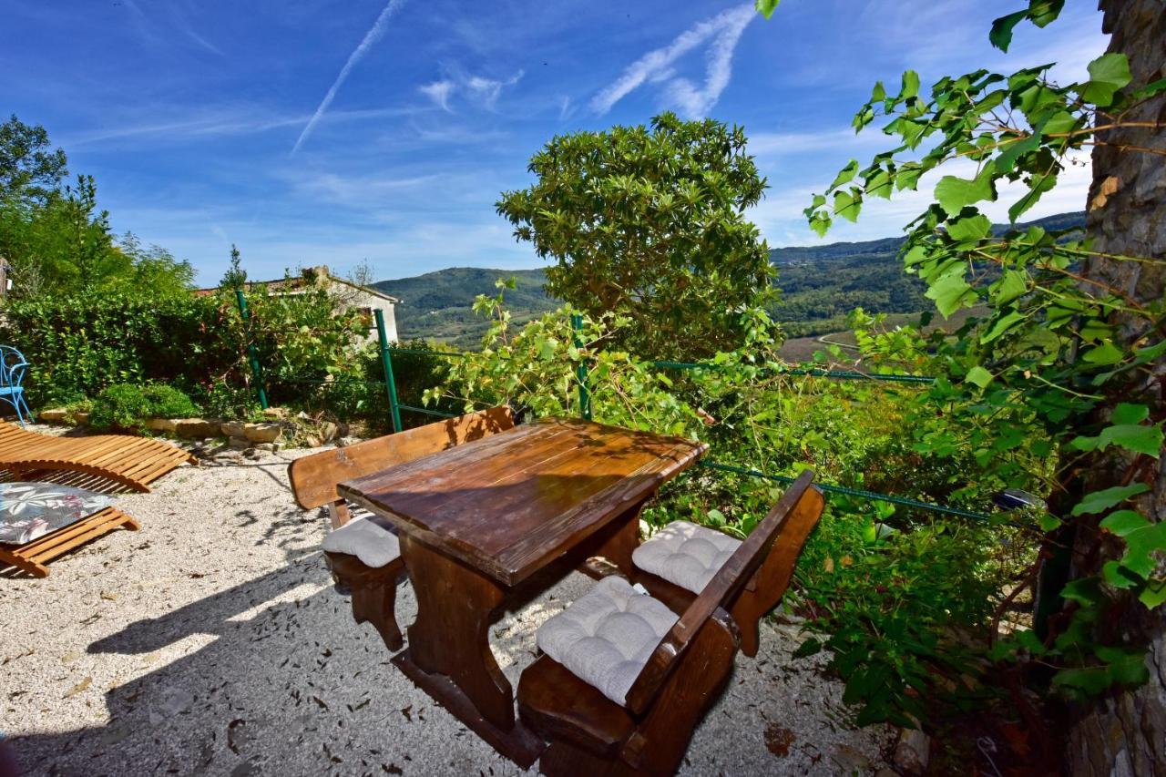Villa Fragola Motovun Buitenkant foto